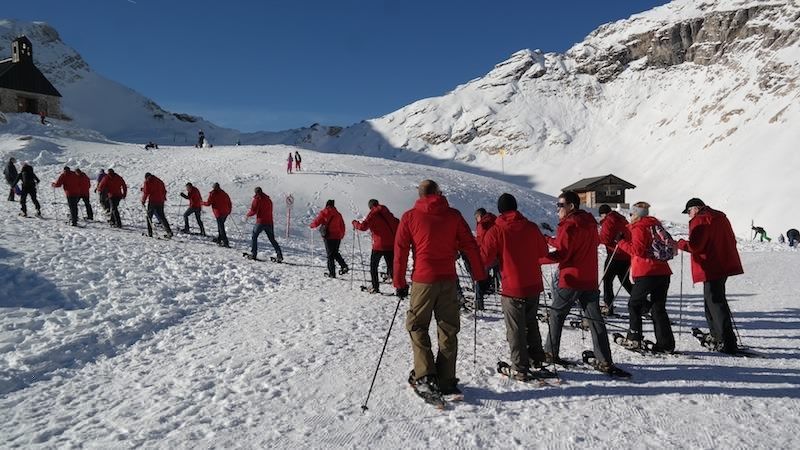 Schneeschuhtour als Teamevent